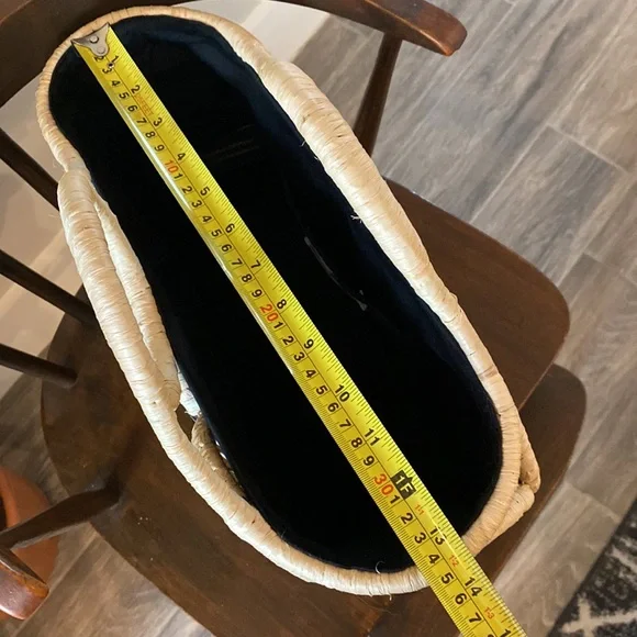 Tommy Bahama Women's Black Tan Medallion Straw Ring Handle Basket Tote Bag - Picture 9 of 11